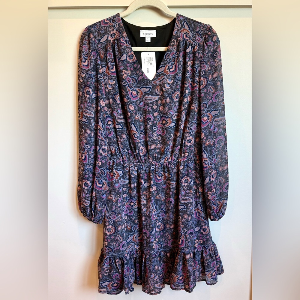 Evereve Floral V-Neck Dress